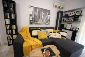 A cozy modern apartment 4 minutes walk from metro